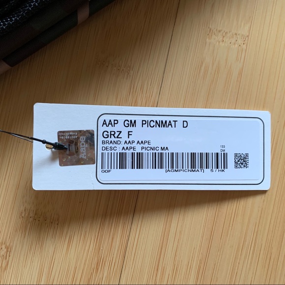 🦍Aape By *A Bathing Ape picnic mat - Picture 4 of 8